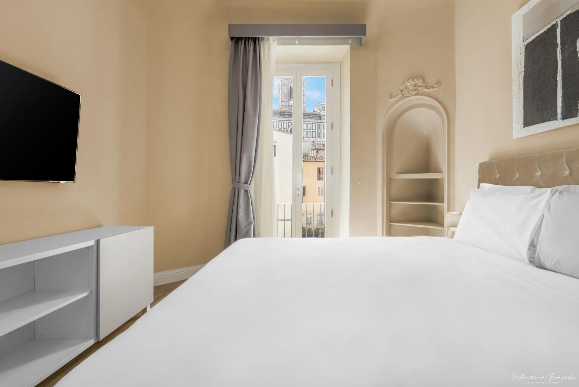 Hotel Adamas ฟลอเรนซ์ ภายนอก รูปภาพ