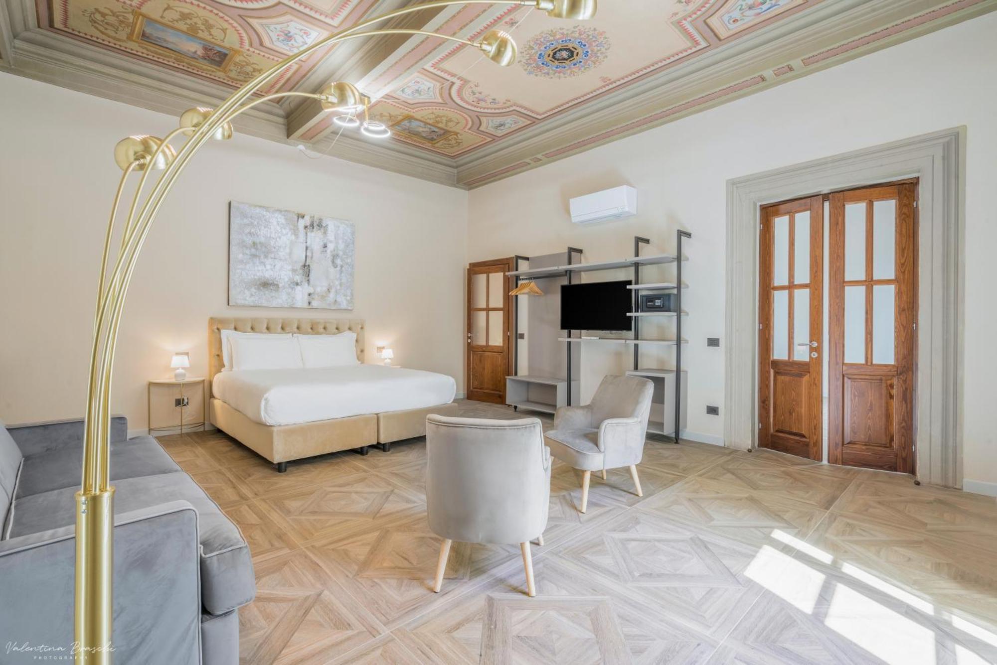 Hotel Adamas ฟลอเรนซ์ ภายนอก รูปภาพ